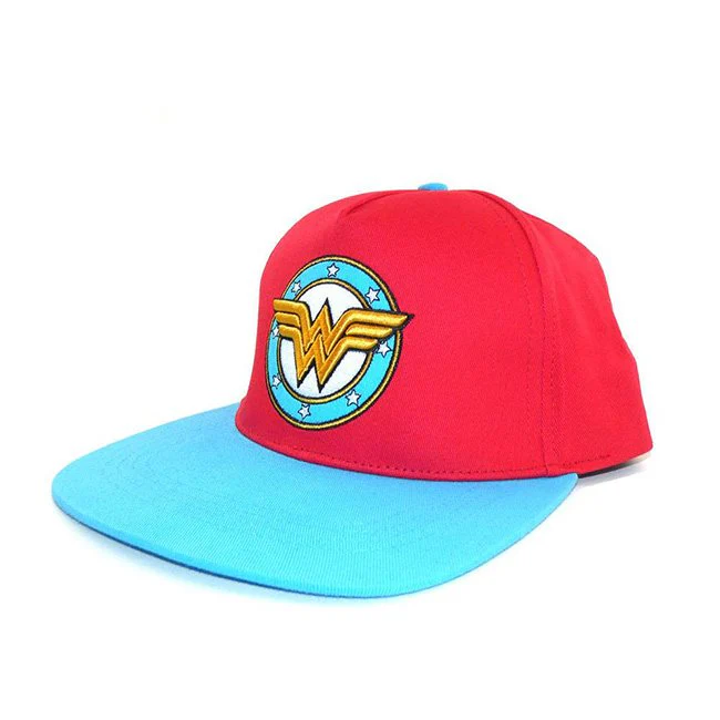 Cappello con Visiera e chiusura in plastica regolabile Wonder Woman Rosso e Celeste con Logo