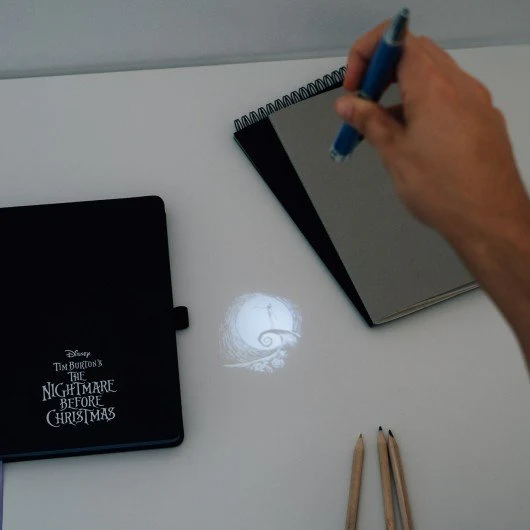 Notebook Premium A5 con Penna Laser Nightmare Before Christmas Disney - Image 4